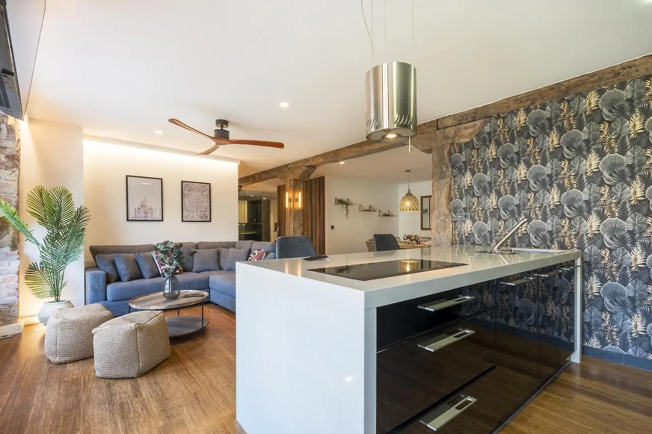 Ria Ac By Staynnapartments Bilbao 0*,