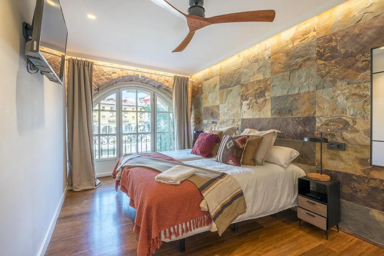 Ria Ac By Staynnapartments Bilbao 0*,